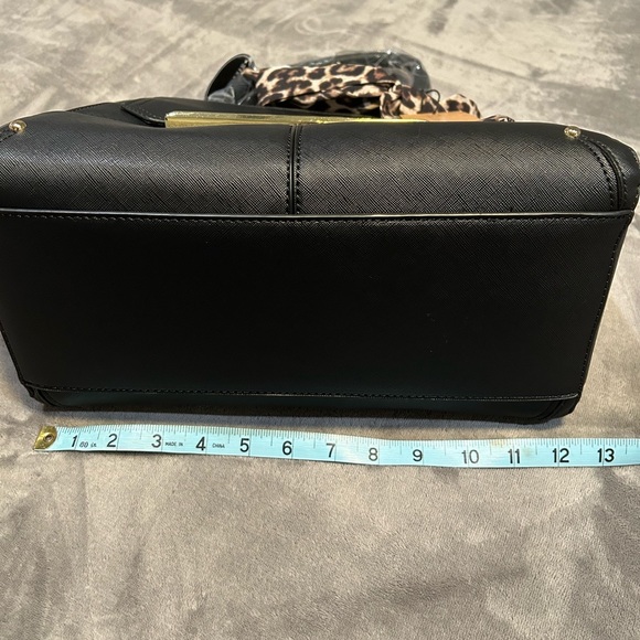 Purse - Picture 9 of 12